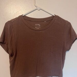Ribbed Brown Crop Tee